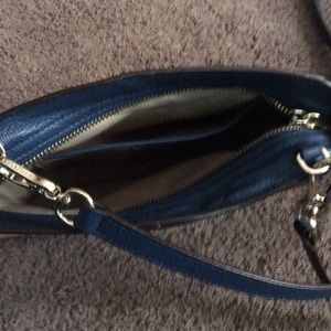 Cole Haan Bags - Handbag cole haan like new Cole Haan Bags - Handbag cole haan like new